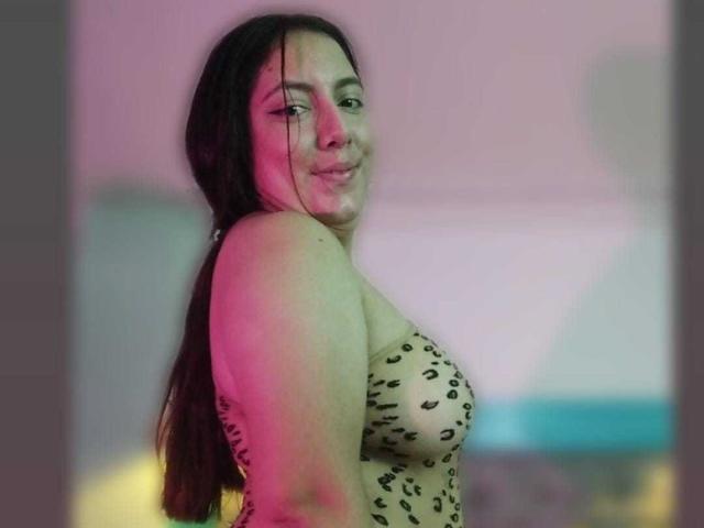 CaroFoxy - Live porn &amp; sex cam - 23666605