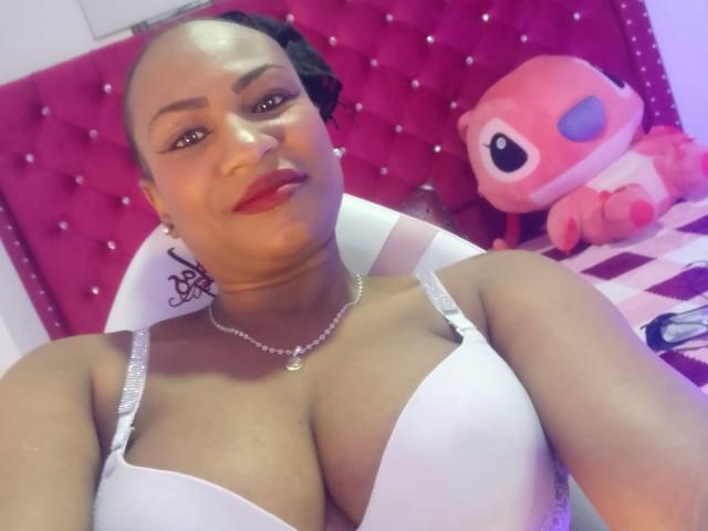 CamilaGilias - Live porn &amp; sex cam - 23666733