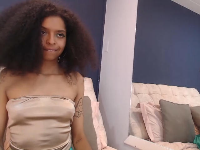 RahiaRobyn - Sexe cam en vivo - 23667653