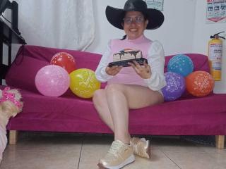 GiannaIsabelle - ライブポルノ&amp;セックスカム - 23667705