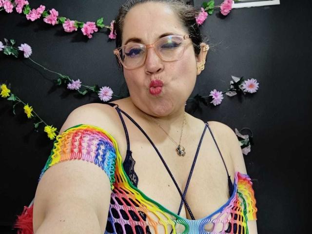 GiannaIsabelle - Live porn &amp; sex cam - 23667753