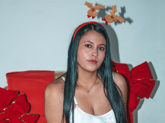 EmilySavage - Live porn &amp; sex cam - 23668977