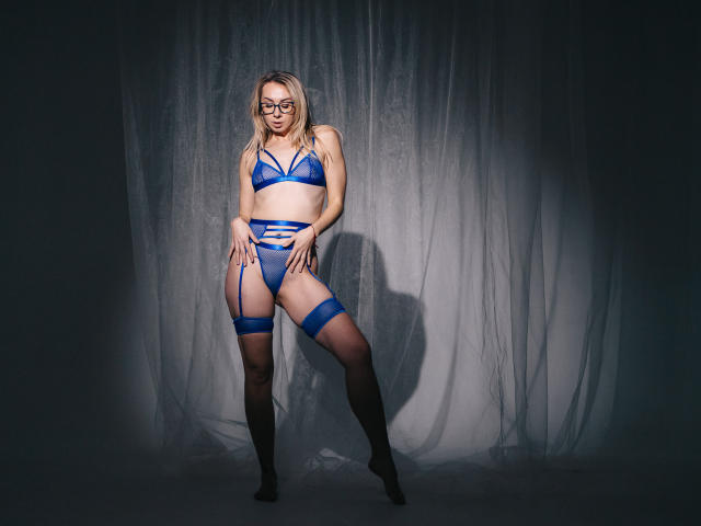 VasilisaSexy - Live porn &amp; sex cam - 23673205