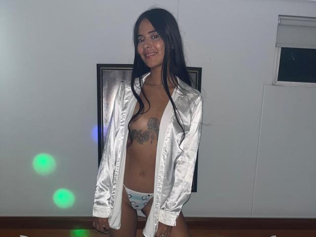 TamaraPeach - Live sexe cam - 23674177