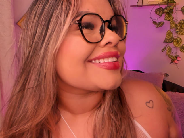 JulianaSoussa - Live sexe cam - 23677229