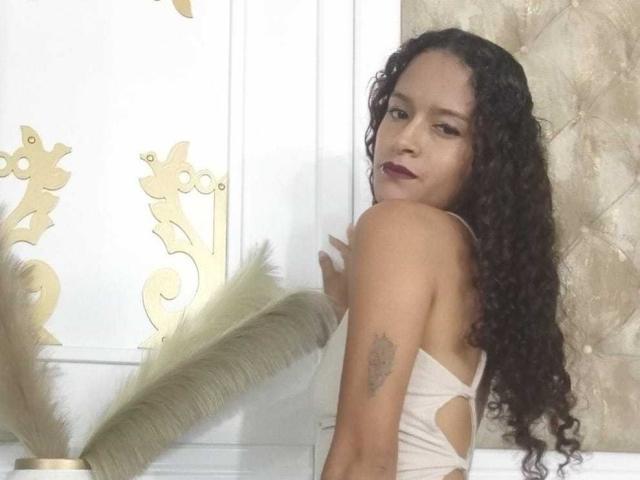 EmmaWod - Live porn &amp; sex cam - 23679385