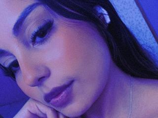 AmmyFostes - сексуальная веб-камера в реальном времени - 23681513