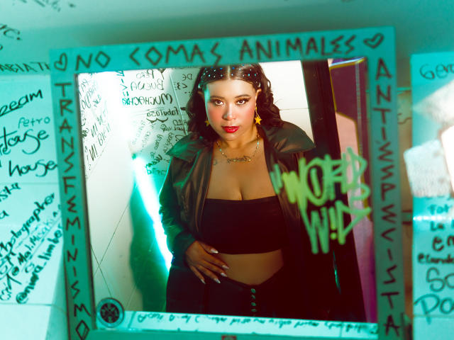 IsisStuart - Live porno og sexkamera - 23681725