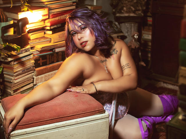 IsisStuart - Live porn &amp; sex cam - 23681757