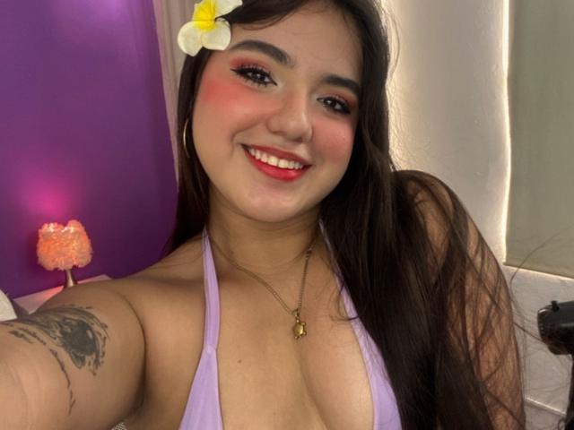 VictoriaSaens - Live porn &amp; sex cam - 23682313