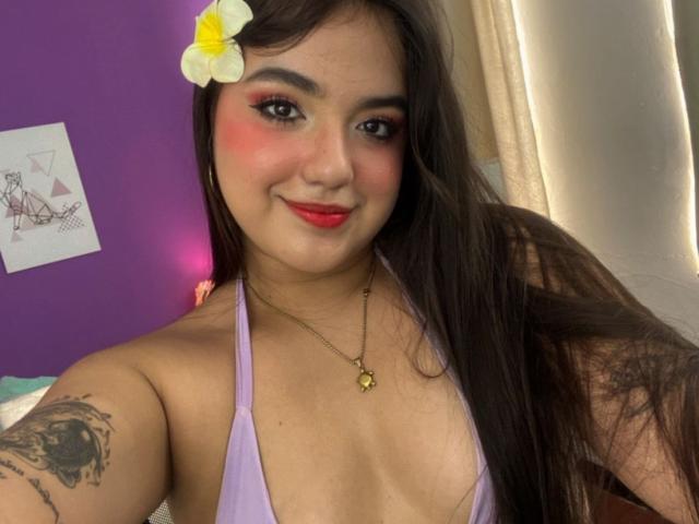 VictoriaSaens - Live porn &amp; sex cam - 23682325