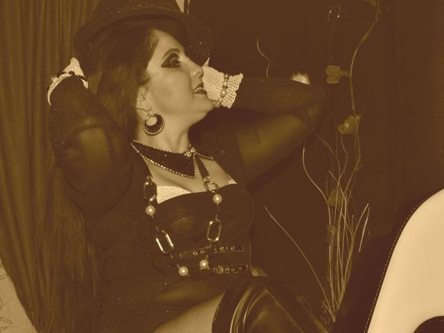 LadyDominaX - Live sex cam - 2368314