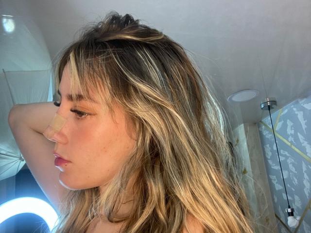 LivelyVanderWood - Live porn &amp; sex cam - 23688037