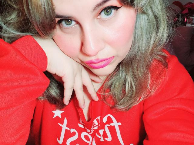 Akkanee - פורנו בשידור חי ומצלמת סקס - 23690293