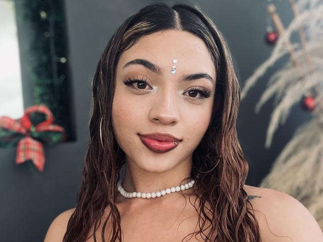 IvyCoxGlad - Live porn &amp; sex cam - 23690357