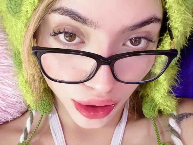 IvyCoxGlad - Live sexe cam - 23690361