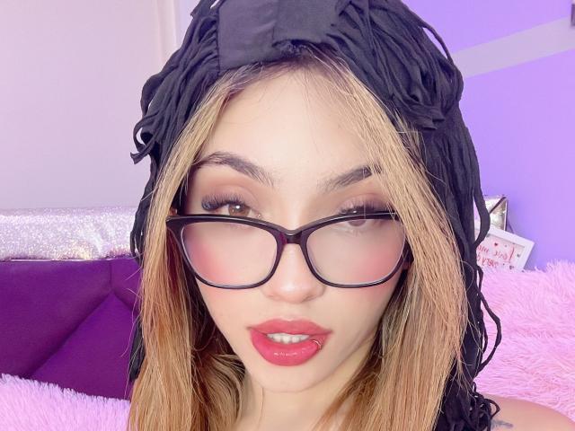 IvyCoxGlad - Sexe cam en vivo - 23690421