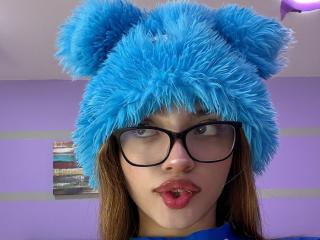 IvyCoxGlad - Live porn &amp; sex cam - 23690437