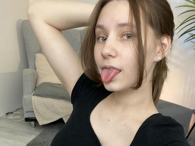 CaramellSex - Live porn &amp; sex cam - 23692469