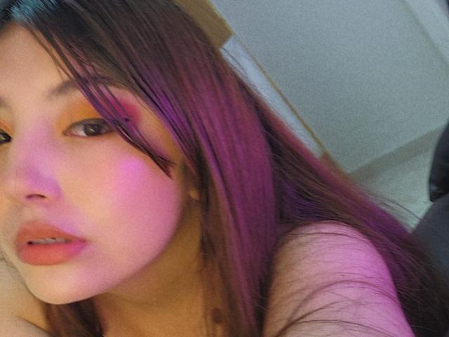 RoxaneDiaz - Live sex cam - 23693325