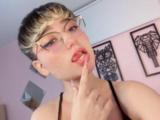 SueLunaX - Live porn &amp; sex cam - 23695261