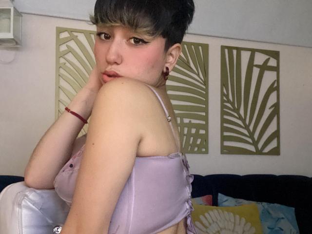 SueLunaX - Live porn &amp; sex cam - 23695297