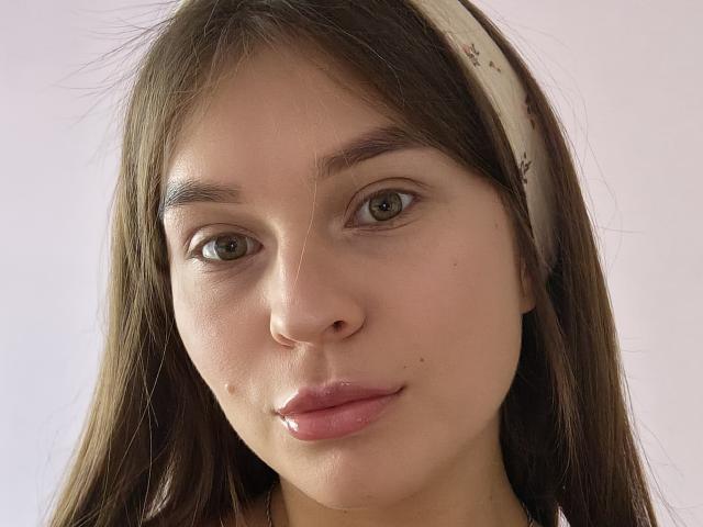 CamilaGorgeous - Live sex cam - 23697457