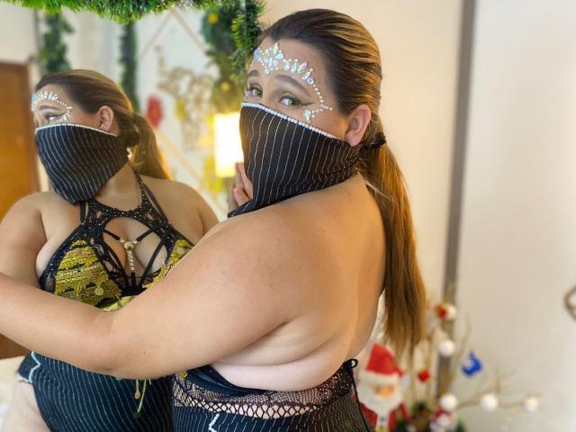 SalmaAzaman - Live porn &amp; sex cam - 23698669