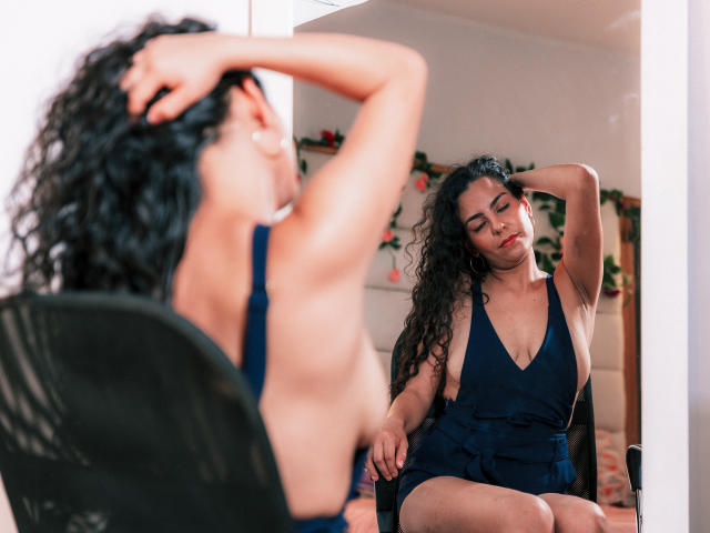 AnaCalderon - Live porn &amp; sex cam - 23699257