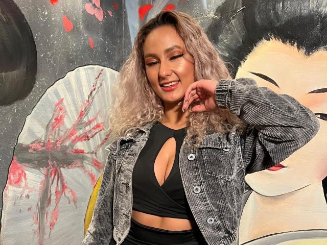 FloraSaenz - Live sex cam - 23700253