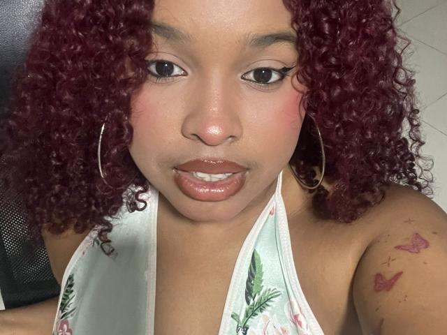 GoddesAthenaa - Live porn &amp; sex cam - 23702621