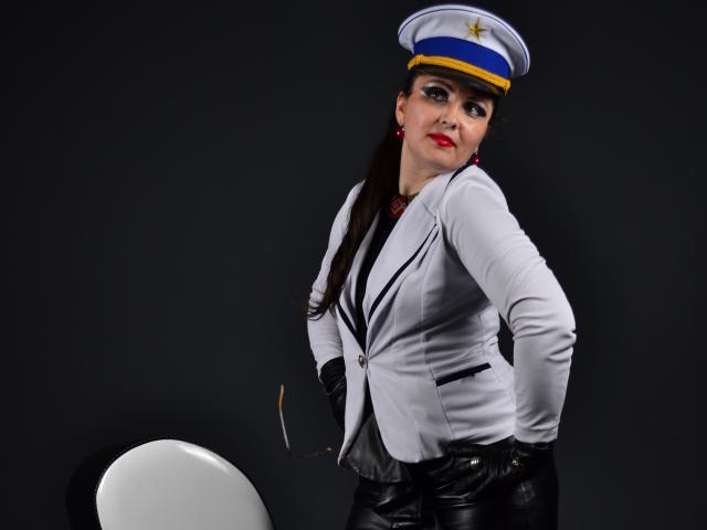LadyDominaX - Live sexe cam - 2370299