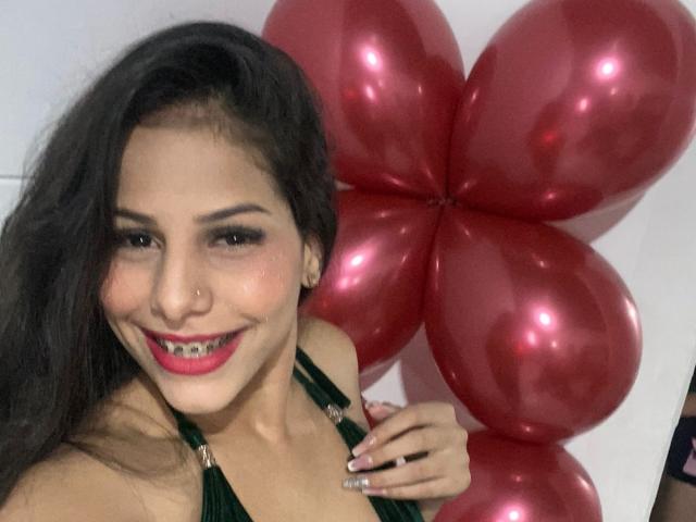 SecretsOfRoomies - Live porn &amp; sex cam - 23706309