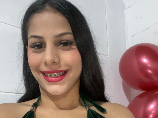 SecretsOfRoomies - Live porn &amp; sex cam - 23706317