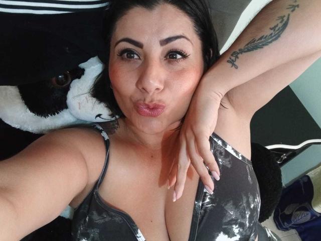 AngeleRoux - פורנו בשידור חי ומצלמת סקס - 23710193