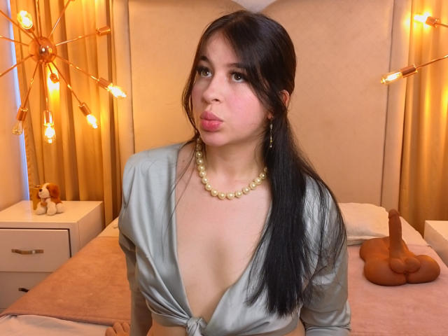 EvelynRosess - Camera khiêu dâm &amp; quyến rũ trực tiếp - 23710477