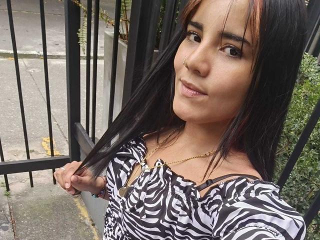 DaissyLee - Live porn &amp; sex cam - 23710537