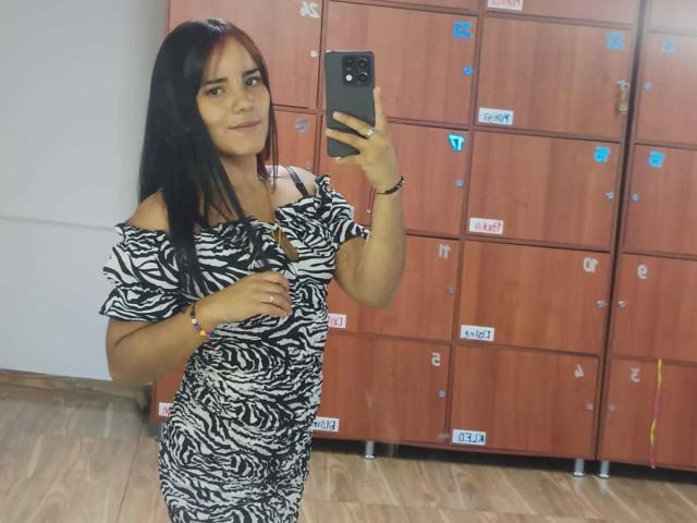 DaissyLee - сексуальная веб-камера в реальном времени - 23710545