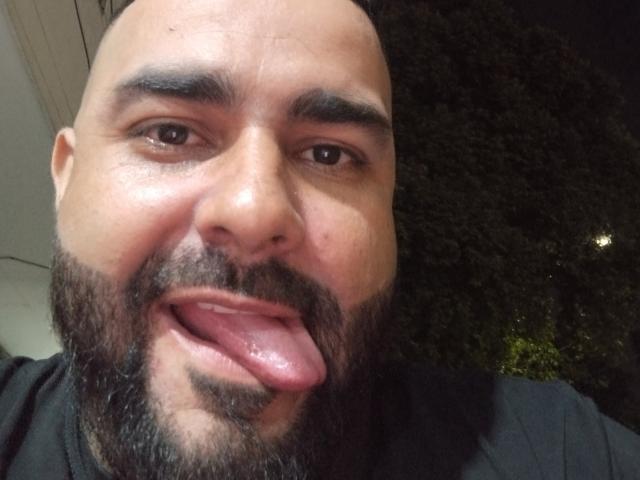 RobertKrakashia - Sexe cam en vivo - 23711021