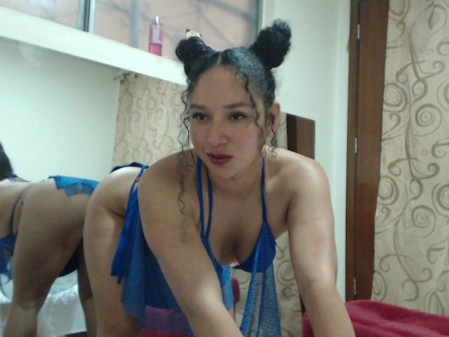 CarlaMuille - Live porn &amp; sex cam - 23715893