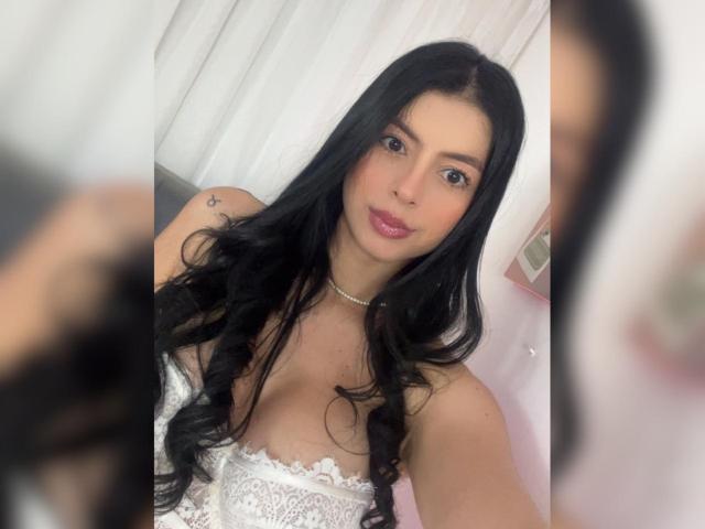 IsabellaJames - ライブポルノ&amp;セックスカム - 23716217