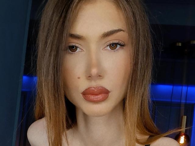 Michanelle - сексуальная веб-камера в реальном времени - 23719001