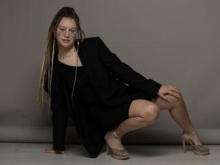 Rozzi - Live porn &amp; sex cam - 23720797