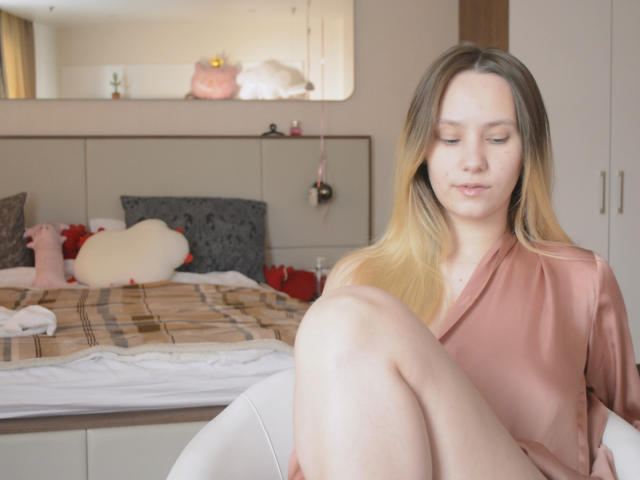 CaramellSex - Live Sex Cam - 23721793