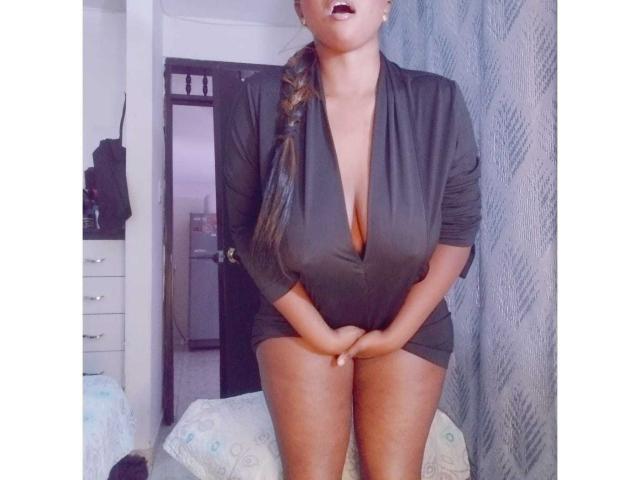 EmiraHot - Camera khiêu dâm &amp; quyến rũ trực tiếp - 23725073