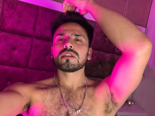 NoahBrown - Live porn &amp; sex cam - 23725101