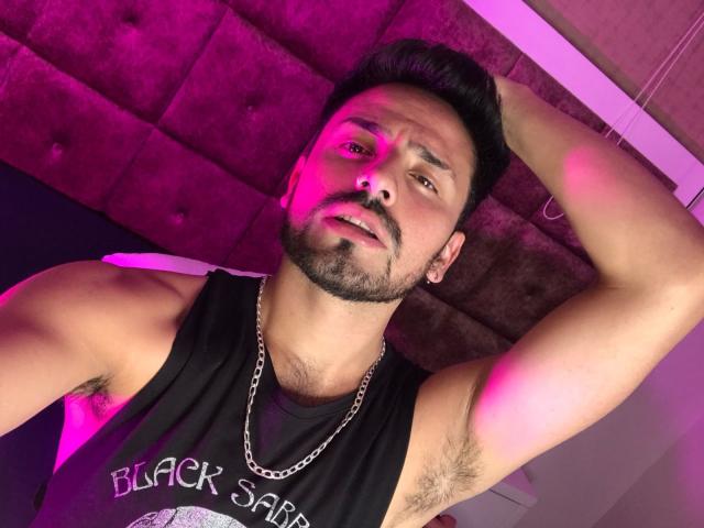 NoahBrown - Sexe cam en vivo - 23725109