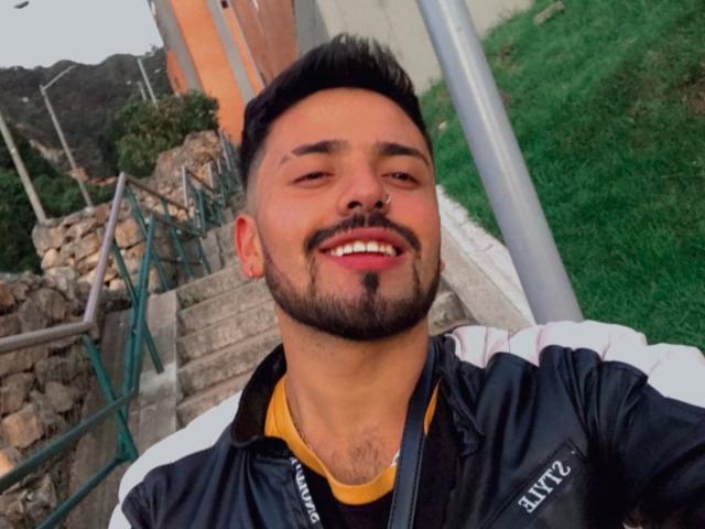 NoahBrown - Live porn &amp; sex cam - 23725177