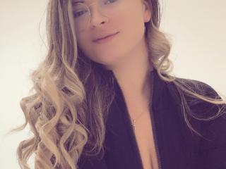 SugarCherry - Live porn &amp; sex cam - 23730329