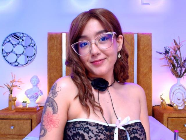 SofiaBrowm - Live porn &amp; sex cam - 23730953